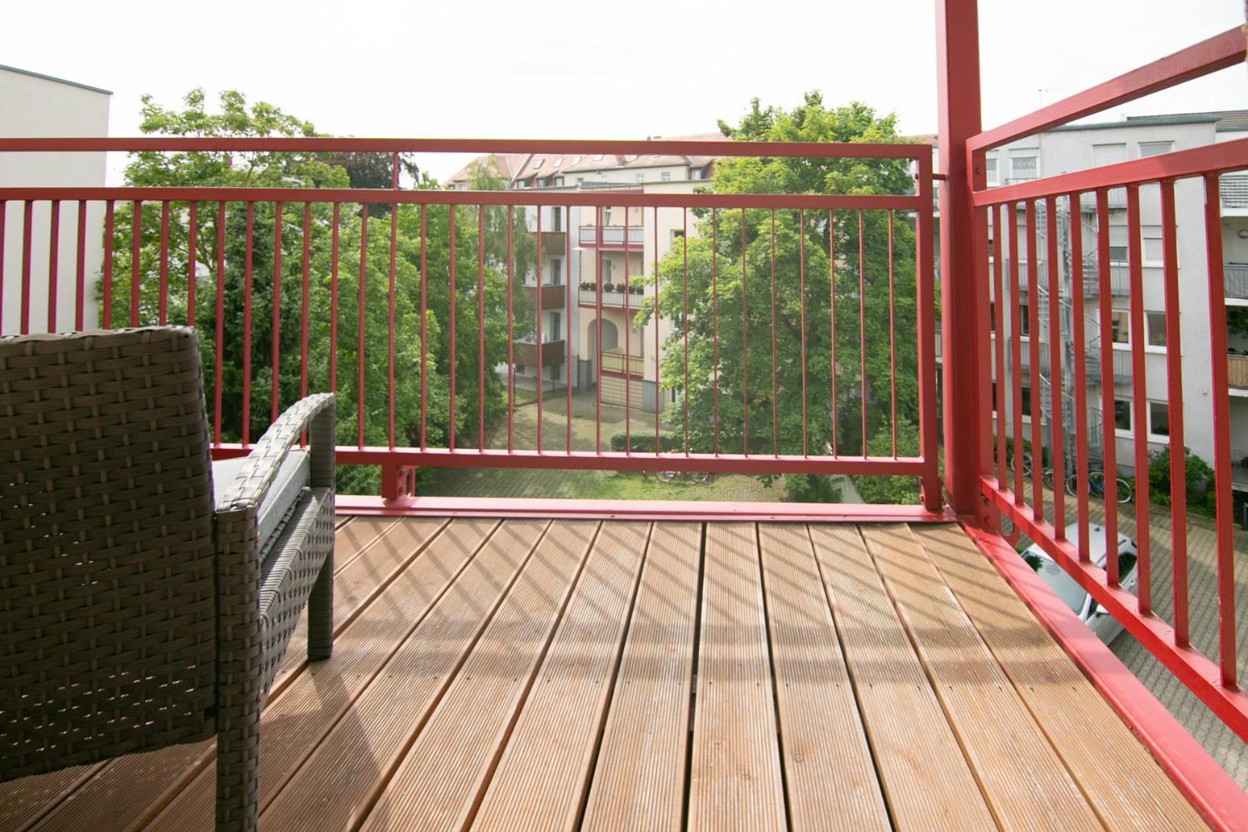 2 Zimmer, Bett Und Schlafsofa, Balkon, Waschmaschine L Leipzig Exterior foto